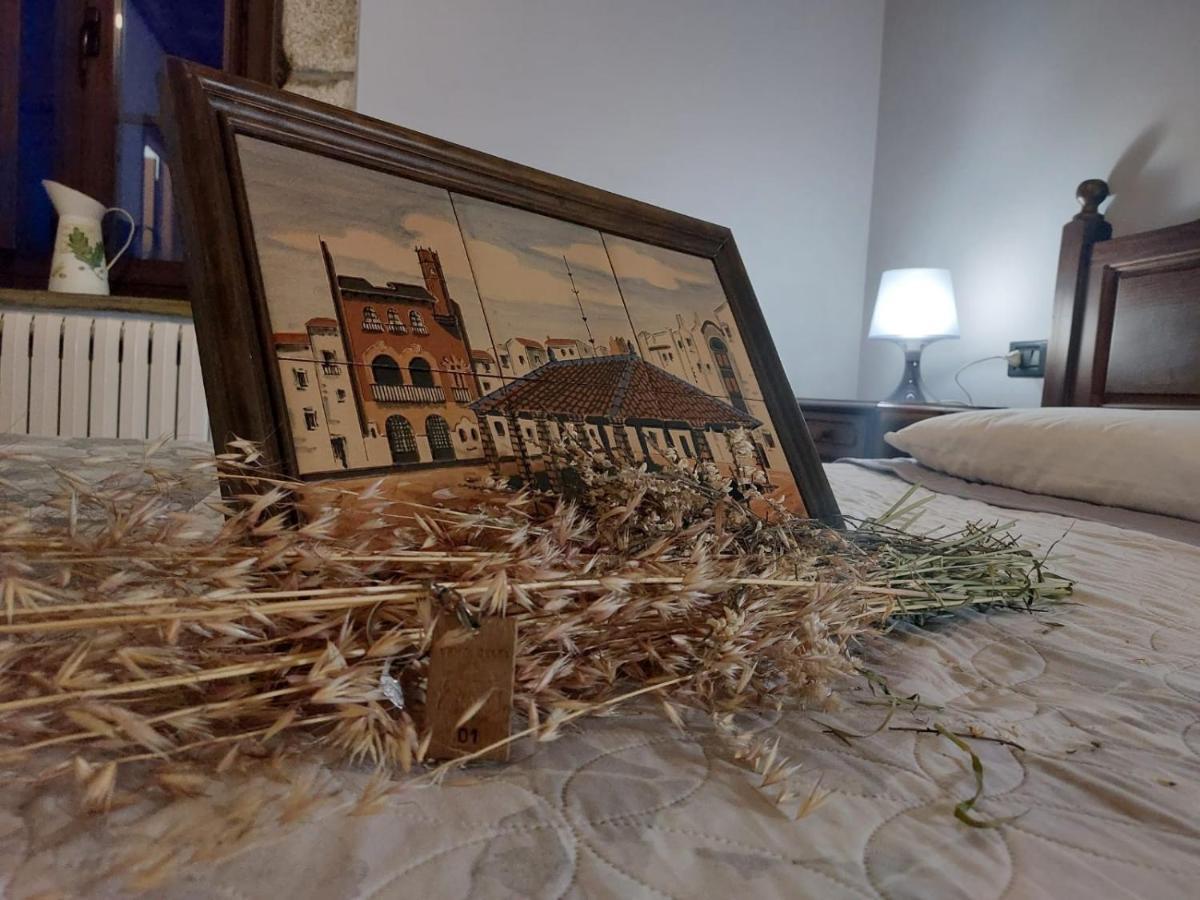 La Venta Celta Hotel O Cebrero Bagian luar foto